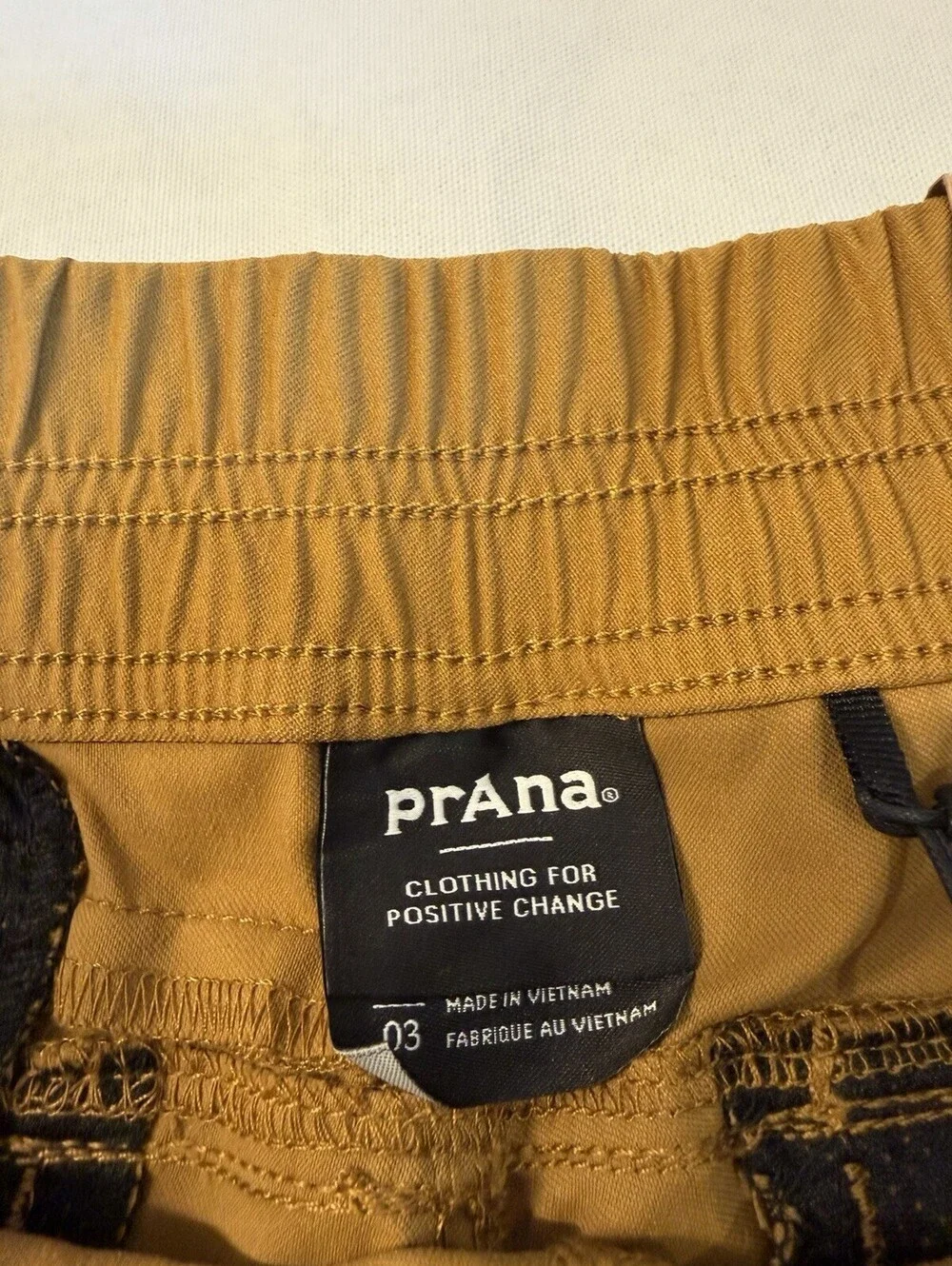 prAna Halle E-Waist Short II Womens 12 Bronze 3” Hiking Travel NWT $75